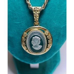 Vintage Glass Carved Cameo Necklace